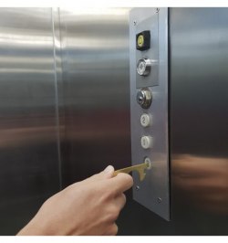 Abre Puertas Sin Contacto y Abre Botellas En Llavero, multifuncion botones ascensor, timbres, cajeros, abrebotellas.