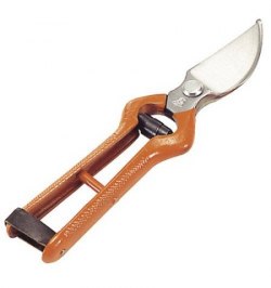 Tijeras Podar Forjada Curva   1 Mano  21 cm.