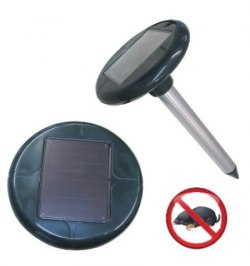 Ahuyentador Ultrasonidos Solar para topos 625 m².