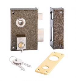 Cerradura Cvl 156br/70/he Derecha